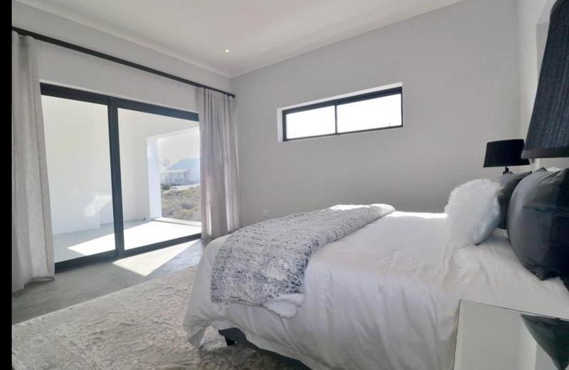 3 Bedroom Property for Sale in Yzerfontein Western Cape